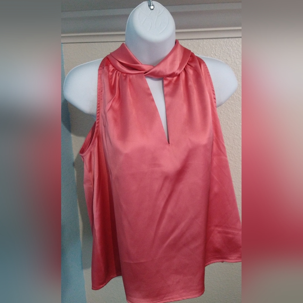 Business Casual Halter Top in Coral, size Small